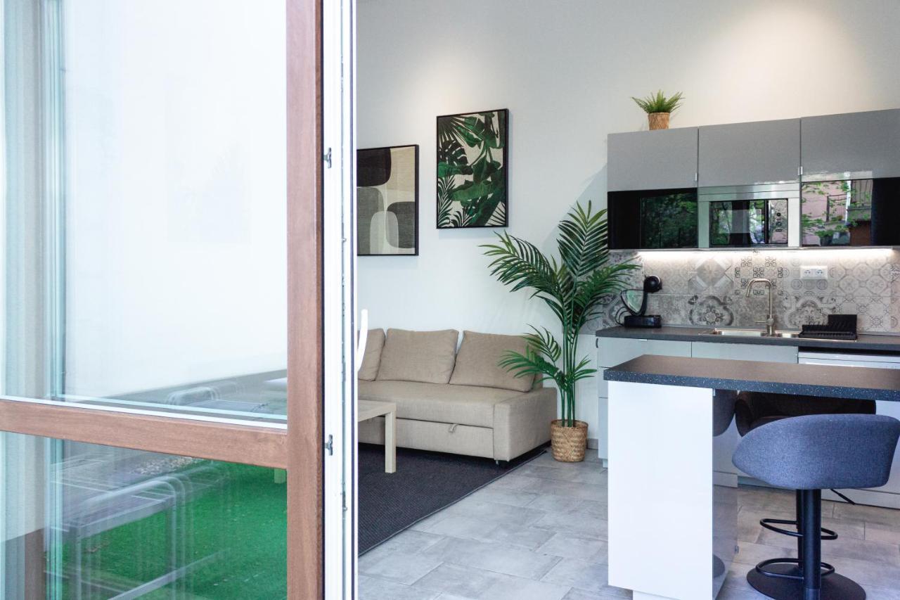 S18 "Garden In The City" Apartment Budapest Exterior photo